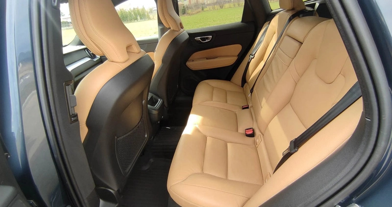 Volvo XC 60 cena 140000 przebieg: 20019, rok produkcji 2020 z Zambrów małe 254